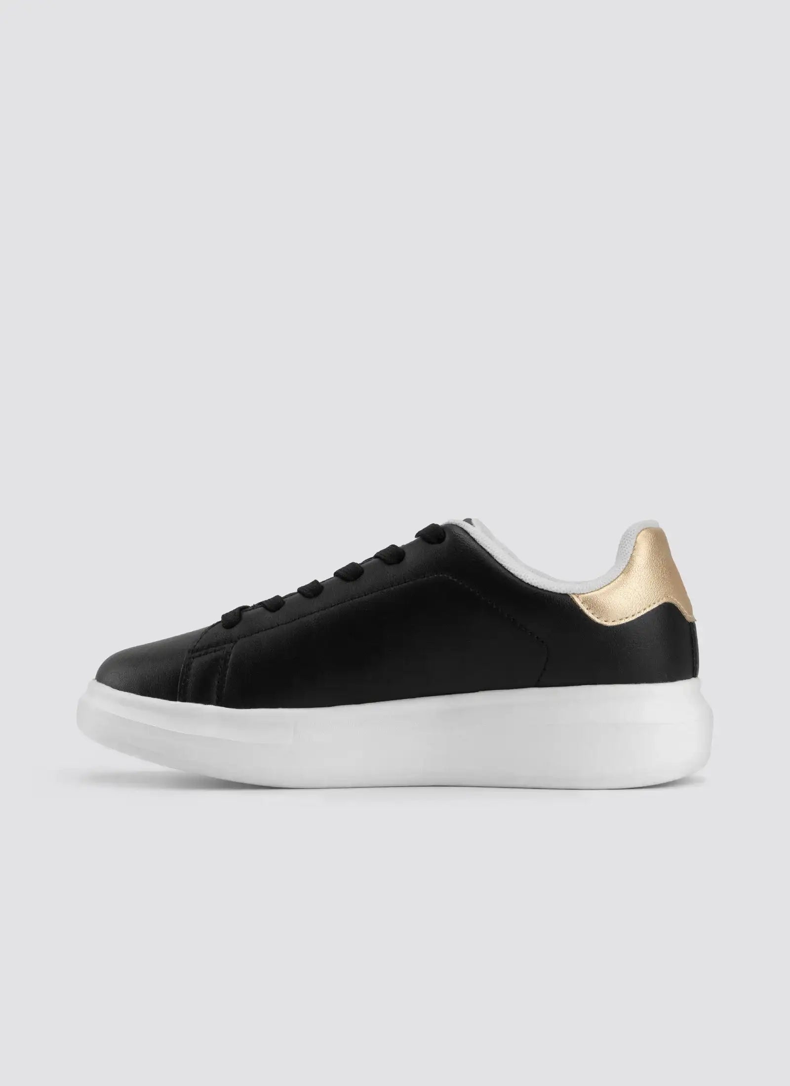 Drift Sneaker 