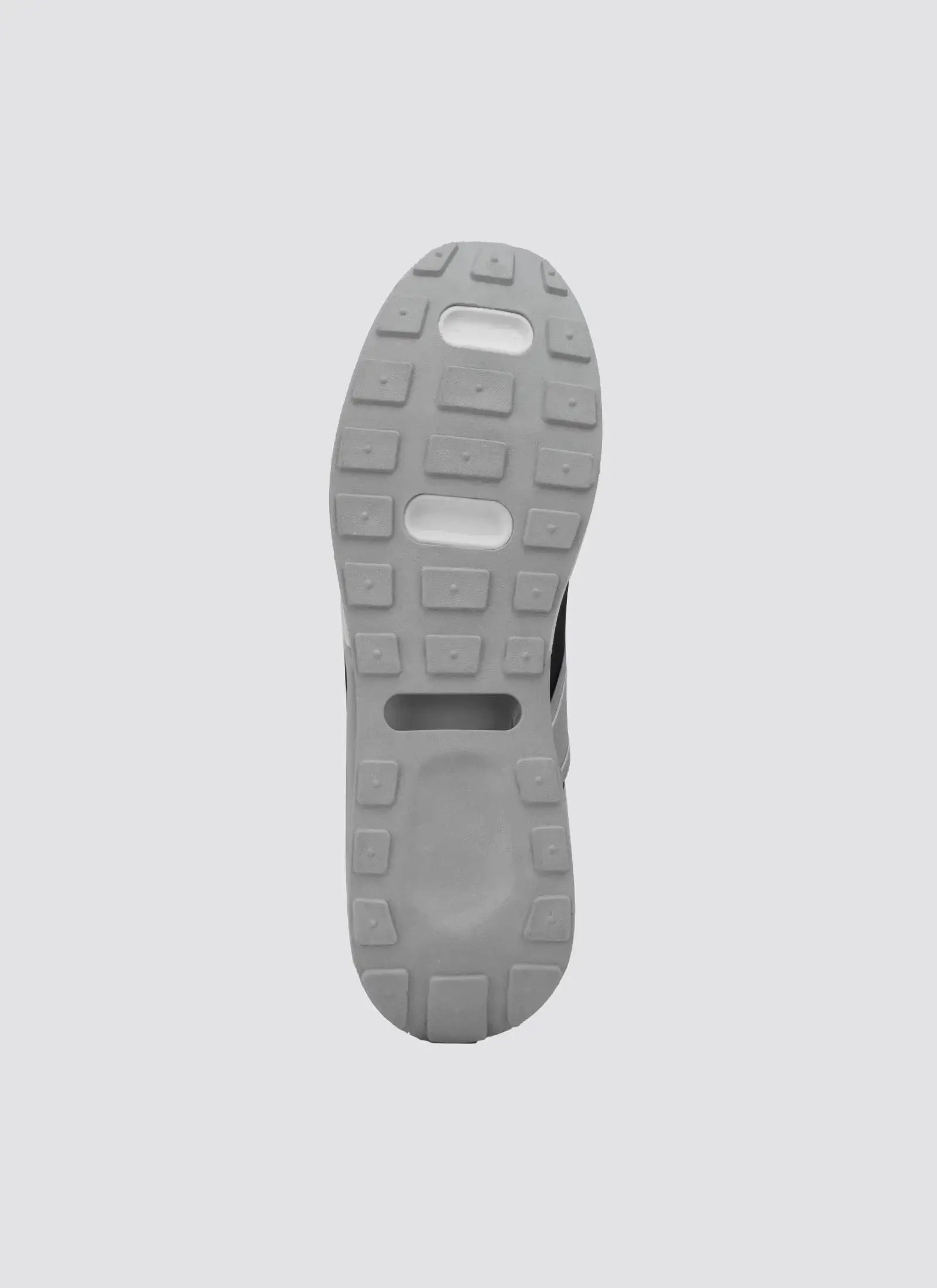Aeris Sneaker  