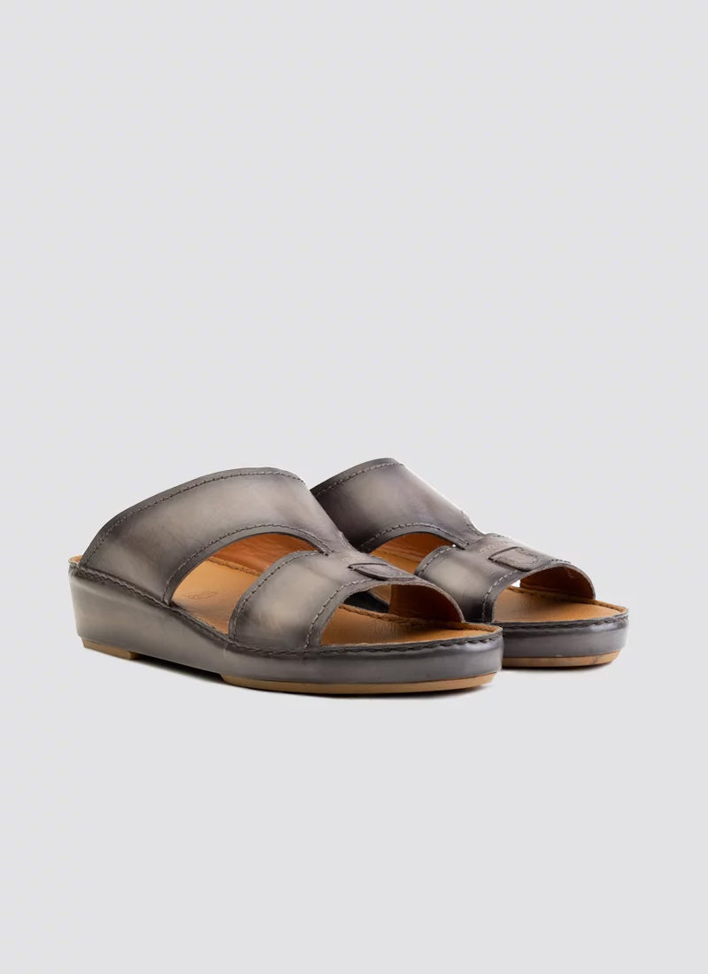 Izmir Sandal