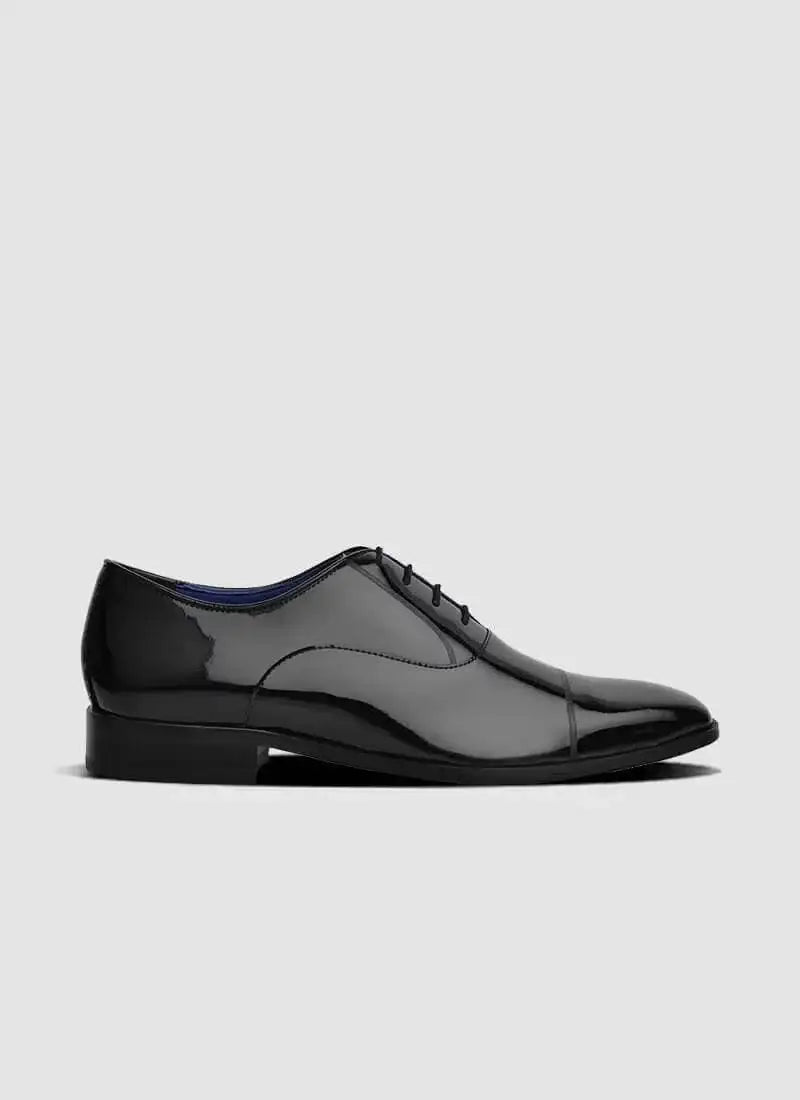 Oliver Oxford # Black