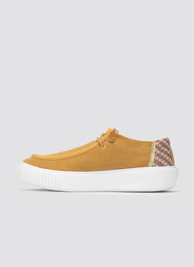 Maeve Lace-up 