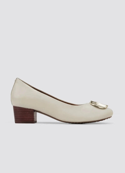 Flora Pump Shoe off-White 
