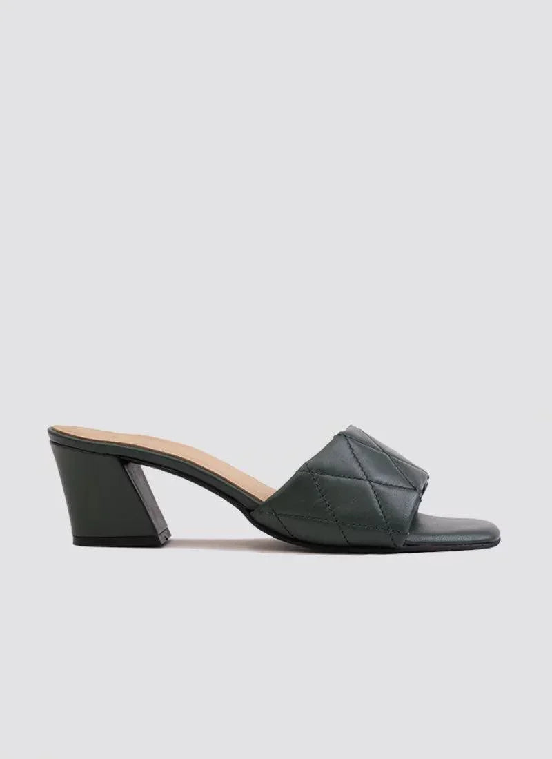 Amelia Sandal #color_forest-green