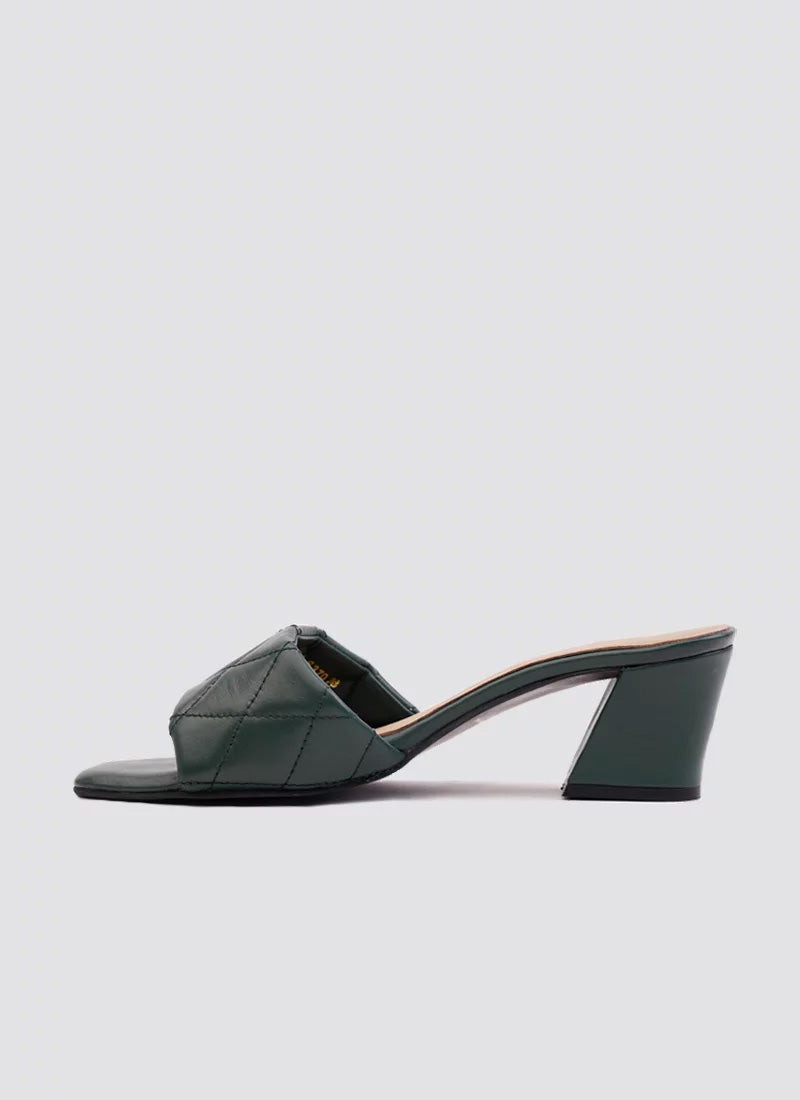 Amelia Sandal