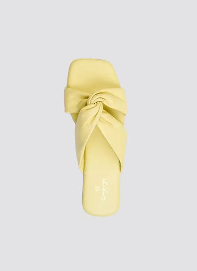 Thea Sandal 