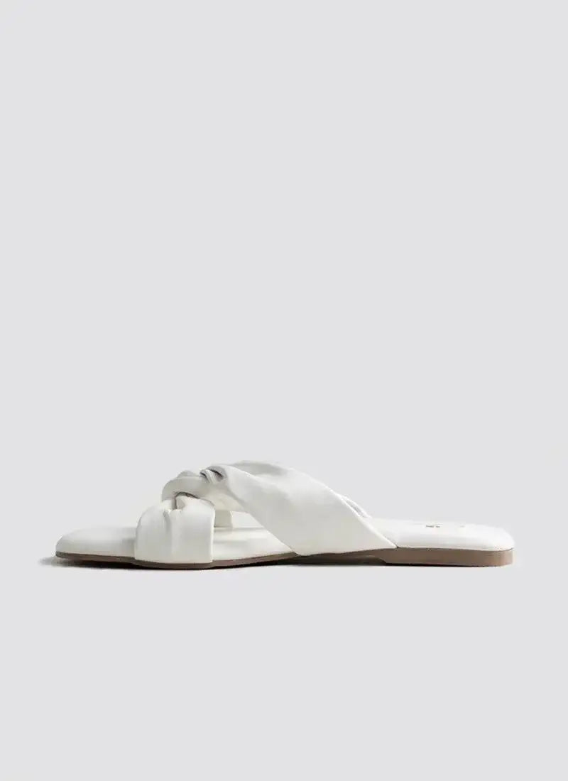 Thea Sandal 